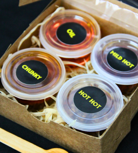 sample box (4 x 25ml plastic tubs)